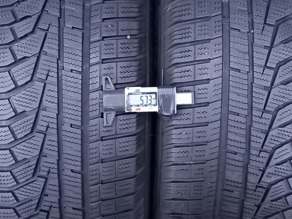 225/60R17 99H Hankook Winter I*Cept Evo 2