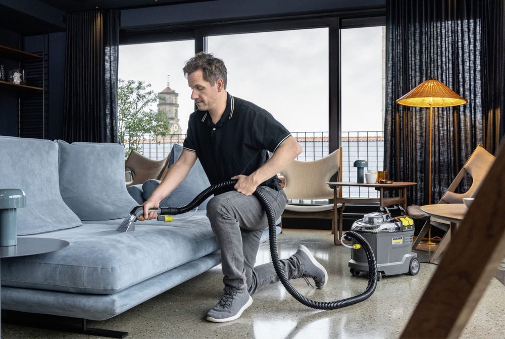 Оренда миючого пилососа Karcher Puzzi 8.Хімчистка.Хімчистка авто