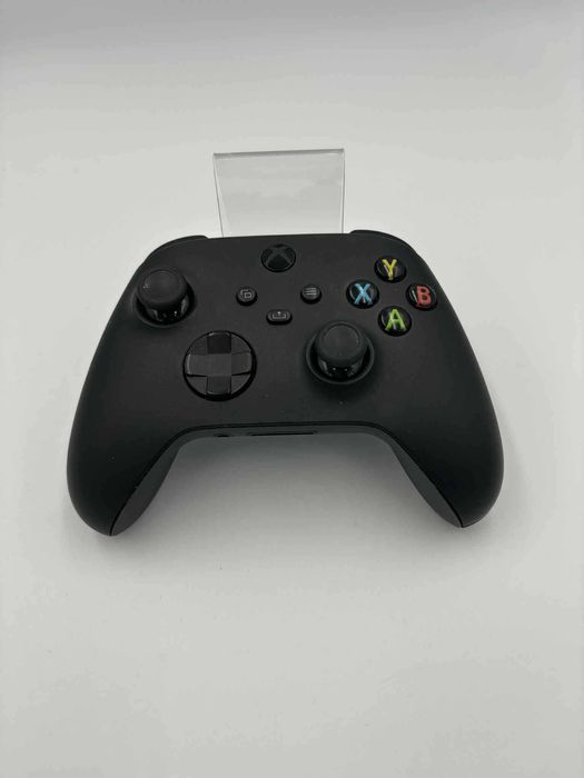 pad Xbox kompatybilny z konsolami Xbox Series X/S, Xbox One oraz PC