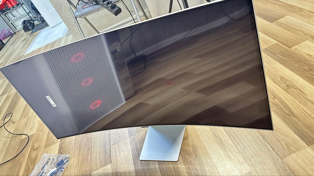 Монітор Samsung Odyssey g8