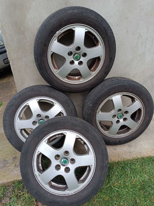 Продам легкосплавні диски на Шкода Фабія