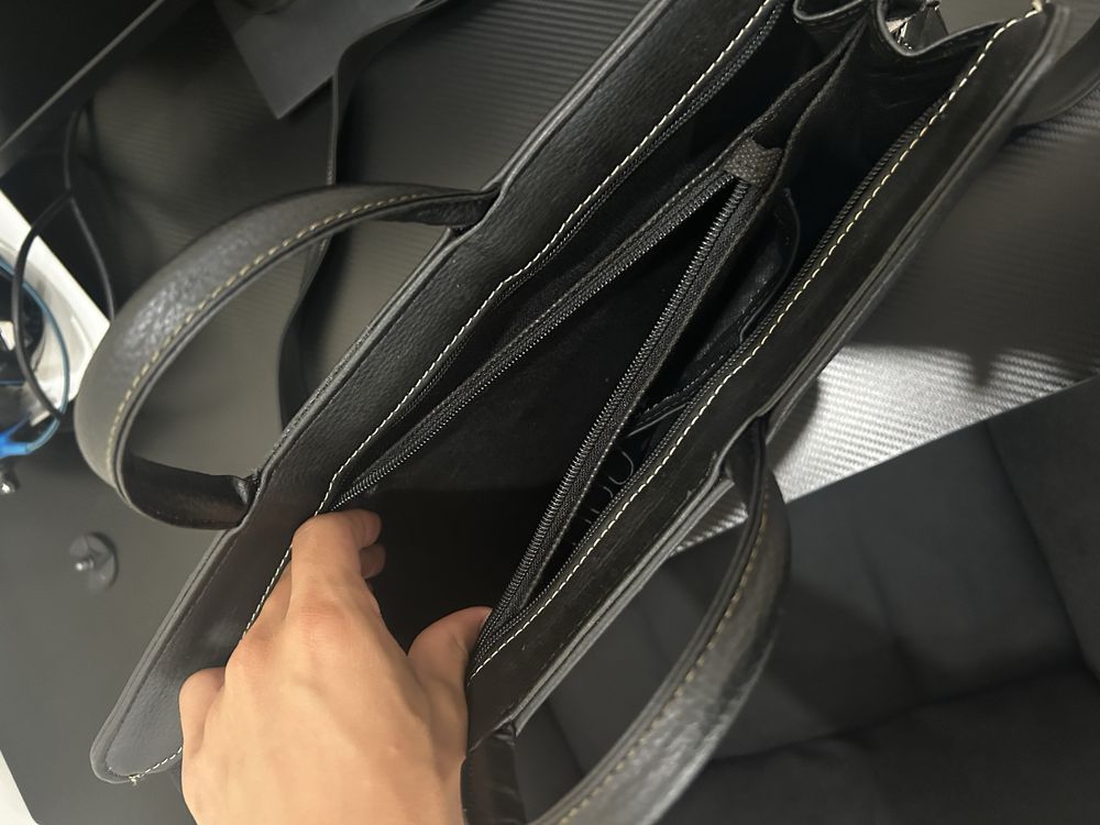 bolsa com alça em couro nunca usada