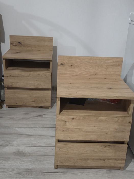 2 Szafki nocne z dwoma szufladami