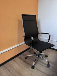 Кріслр офісне, компʼютерне крісло