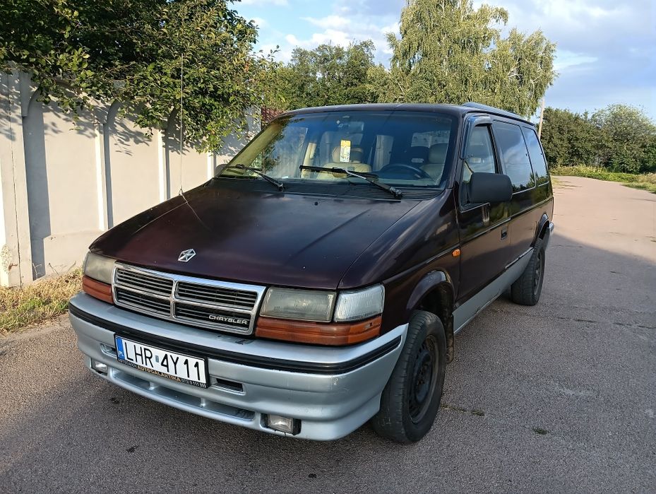 Продам  авто Chrysler Voyager!
