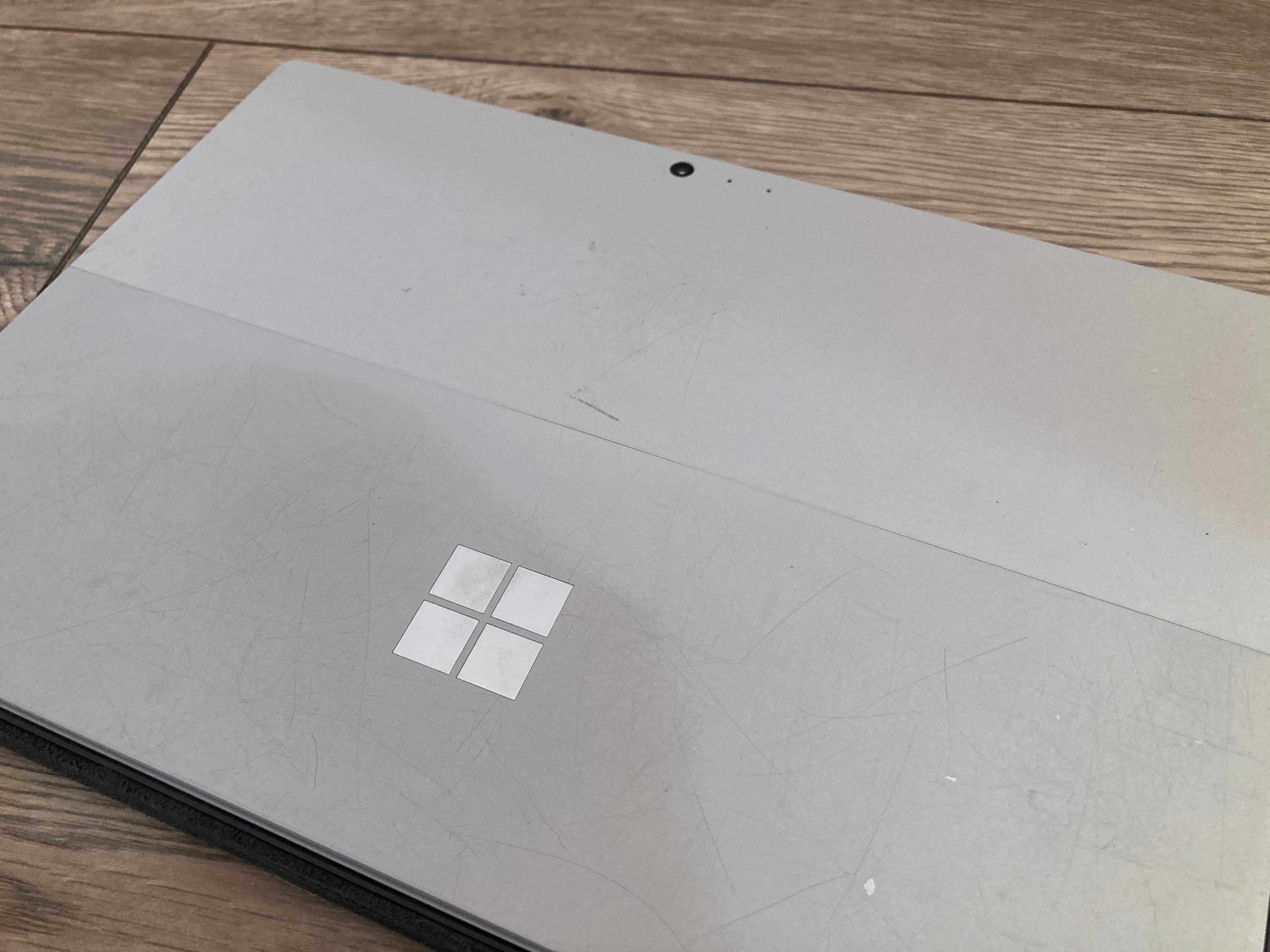 Tablet Microsoft Surface Pro 5 i Surface Pen