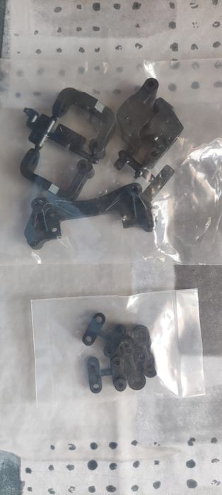 Conjunto de peças HPI RC (numero das peças 85092 e 85095) NOVO