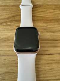 Apple Watch Series 5 Aluminum_stan bdb