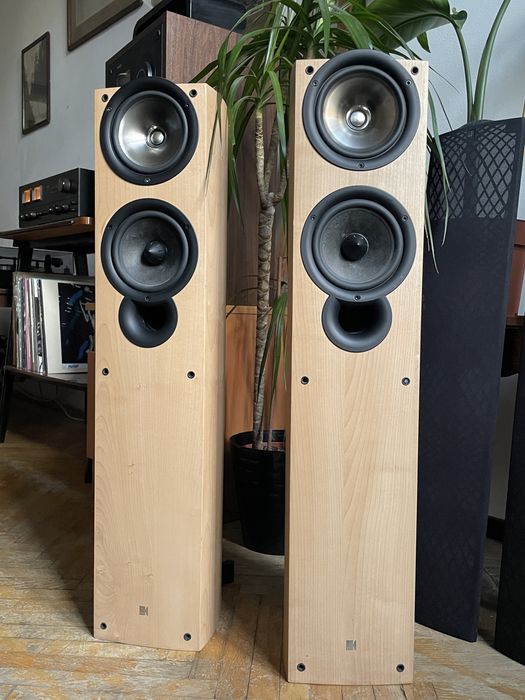 KEF iq5 - piękne brytyjskie brzmienie