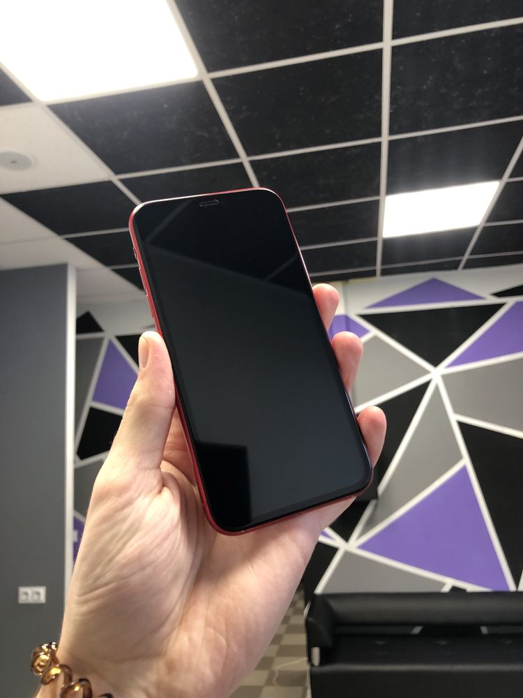 iPhone 11 64gb Red unlock з Гарантією