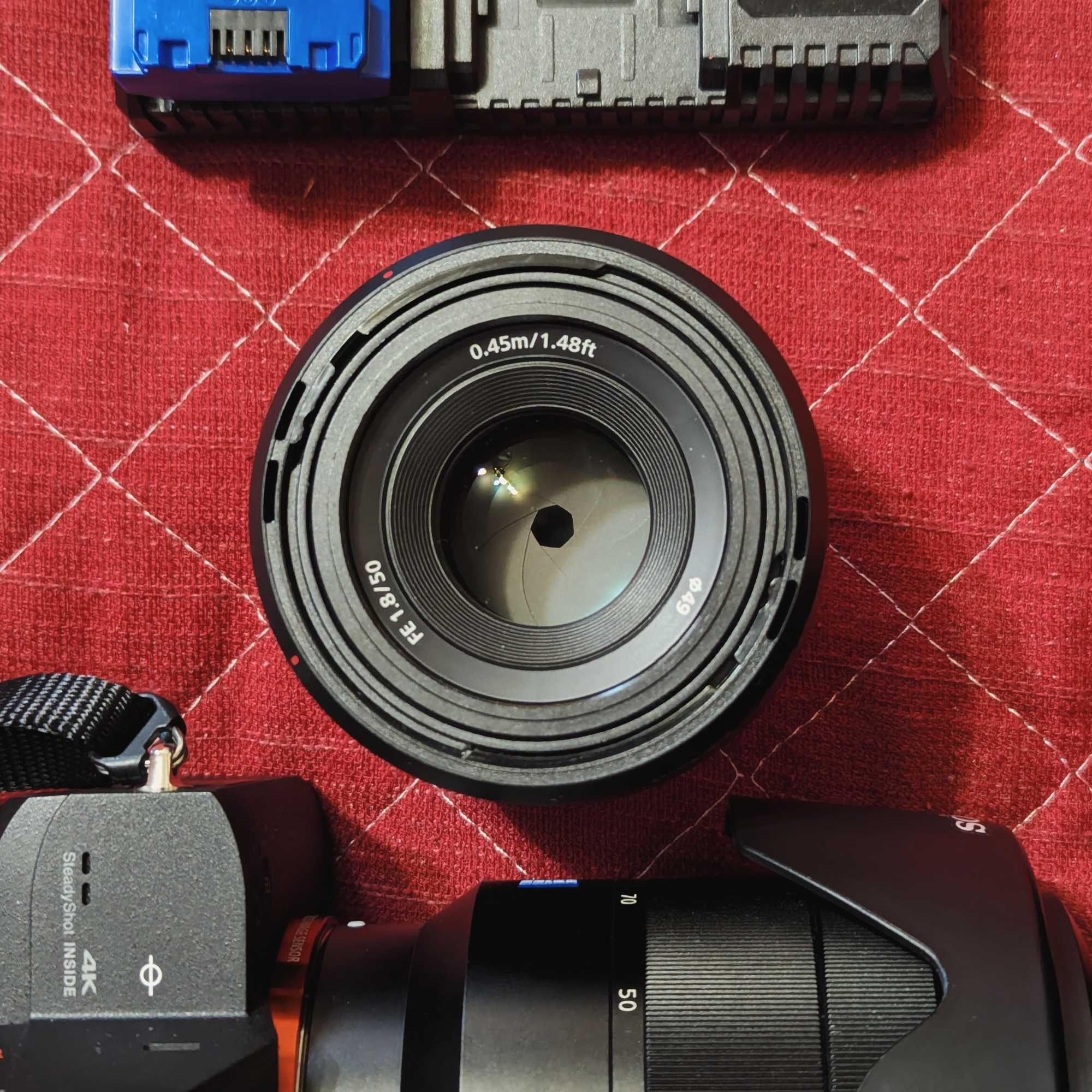 Sony 24-70 ZEISS f4 + Sony FE 50mm F1.8
