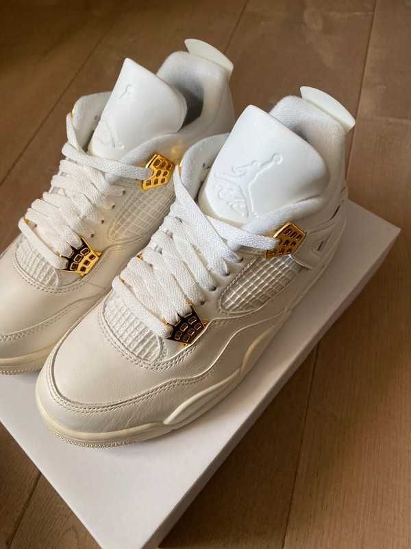 Jordan 4 Retro Metallic Gold R.41