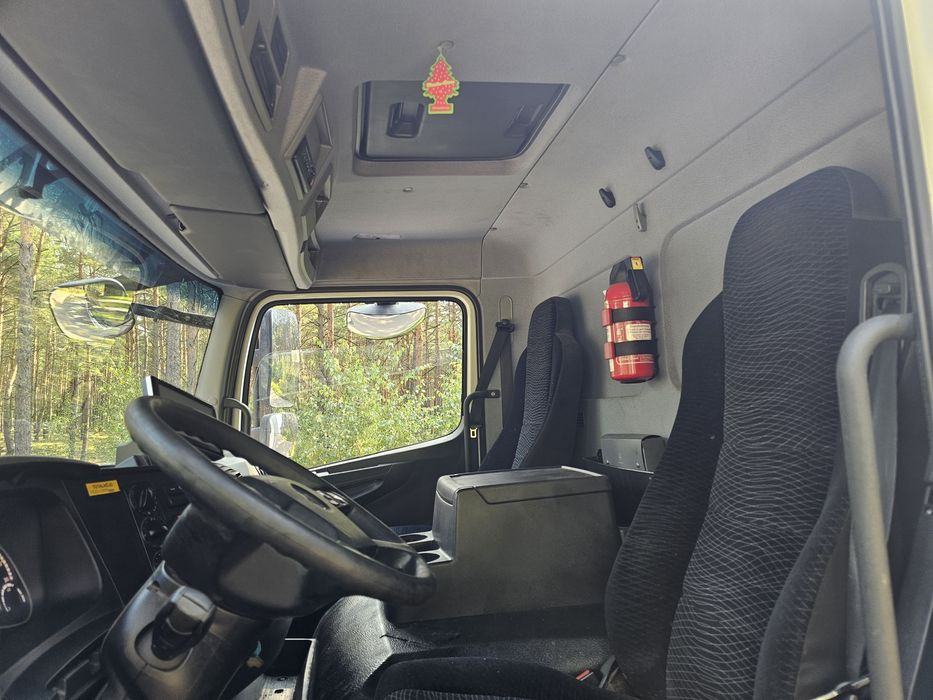 1524,Euro 6,385000km;15000 kg dmc,Regulowana wysokość izotermy ;2015r