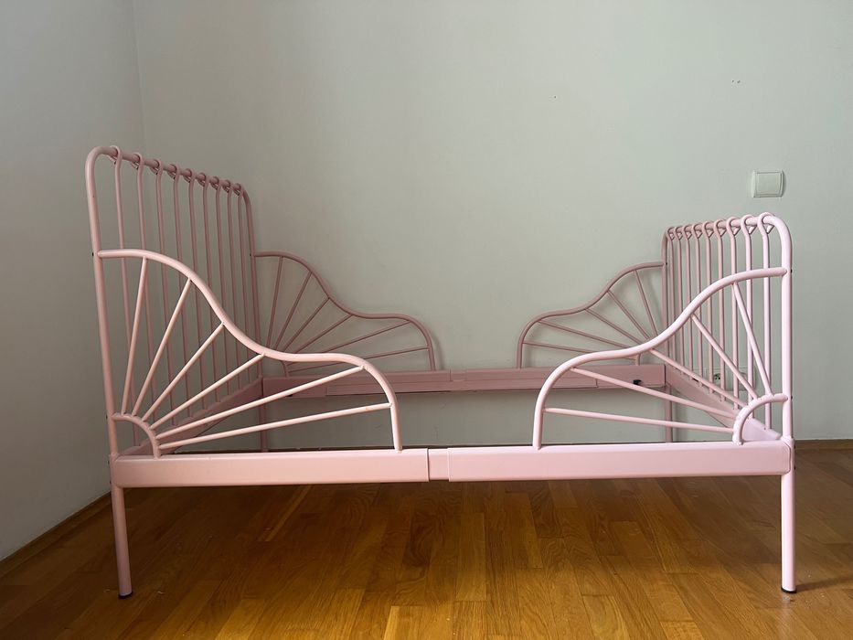 Łóżko Ikea Minnen różowe