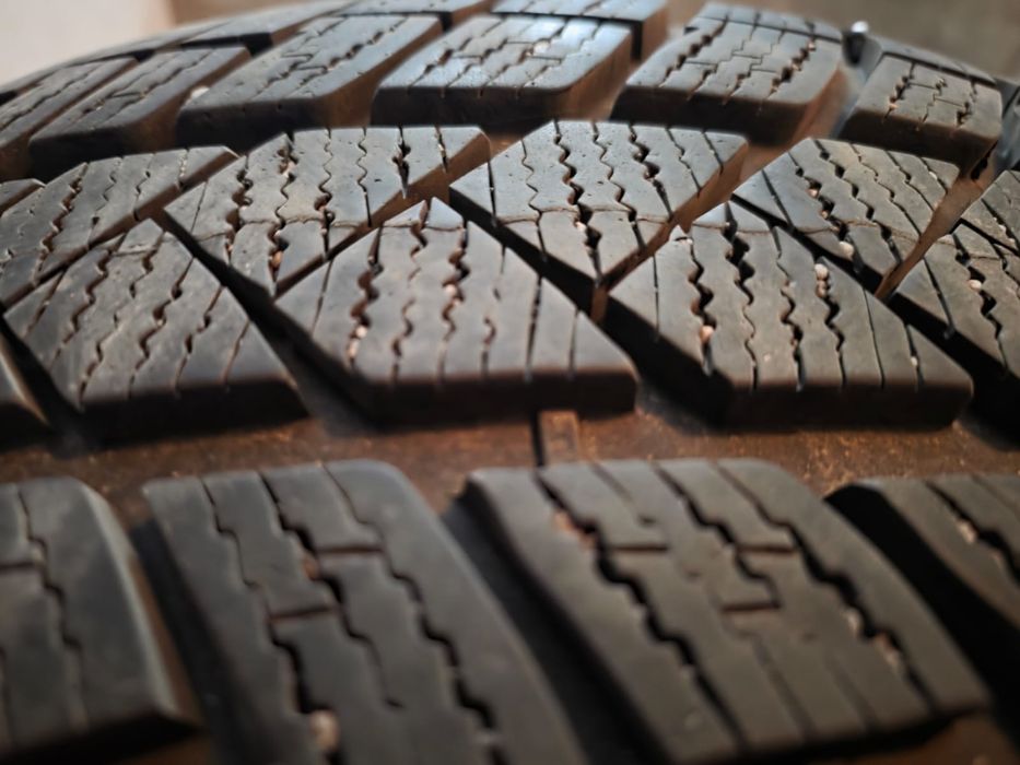 Opony zimowe Vredestein Wintrac Pro+ 235/45R20 100 V M+S