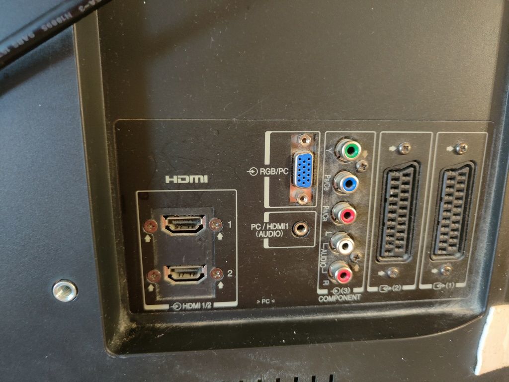 Telewizor  LCD Toshiba Rezga 32 cale