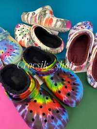 Утеплені унісекс крокси сабо crocs baya lined tiedye