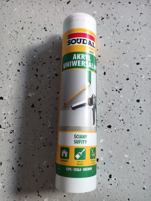 Akryl uniwersalny Soudal tuba nowy