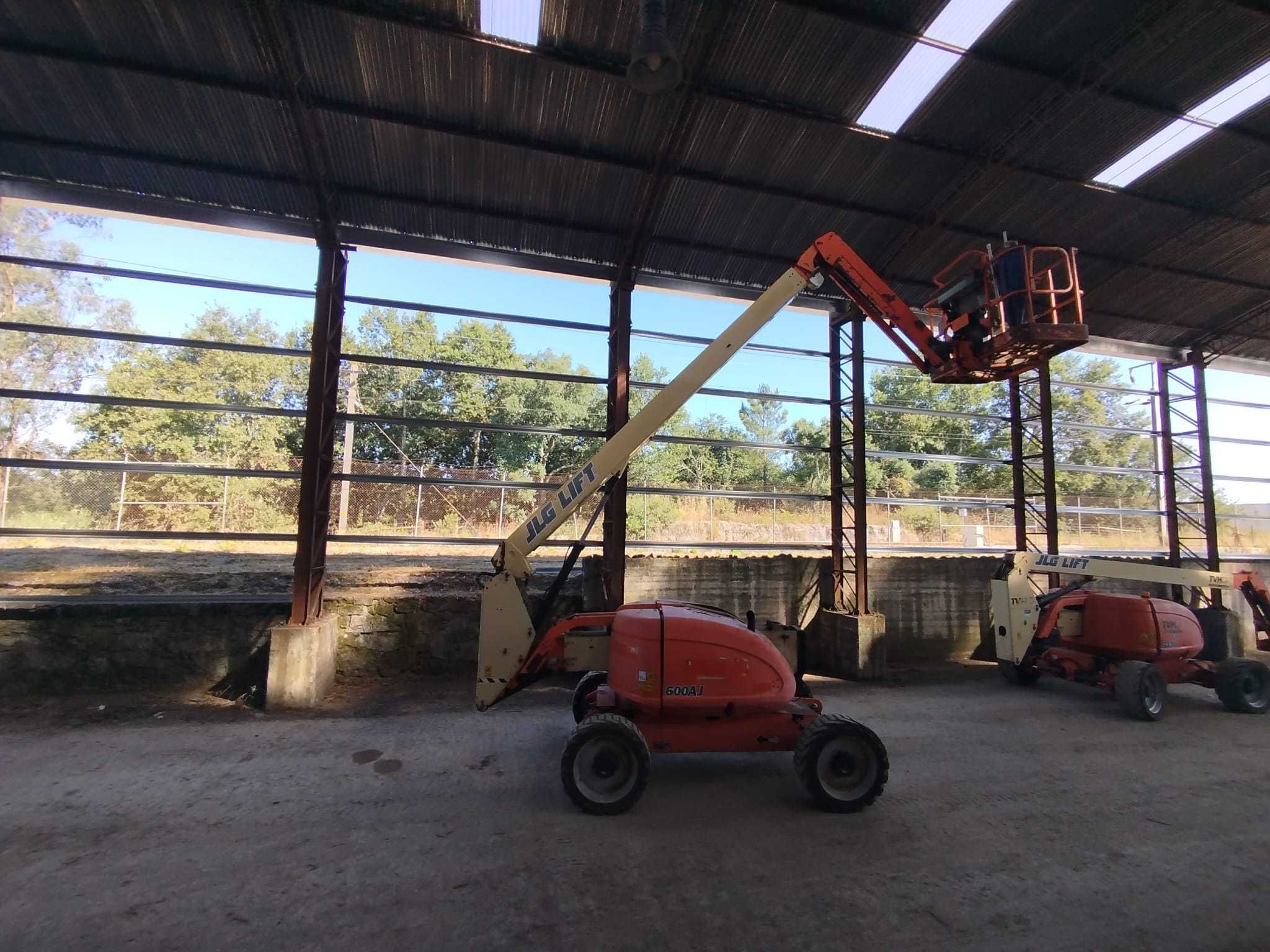 Plataforma telescópica JLG 600 AJ