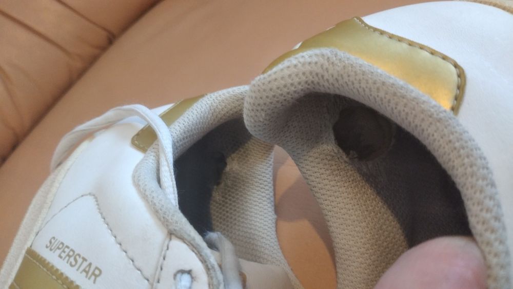 Buty sportowe Adidas superstar rozmiar 35