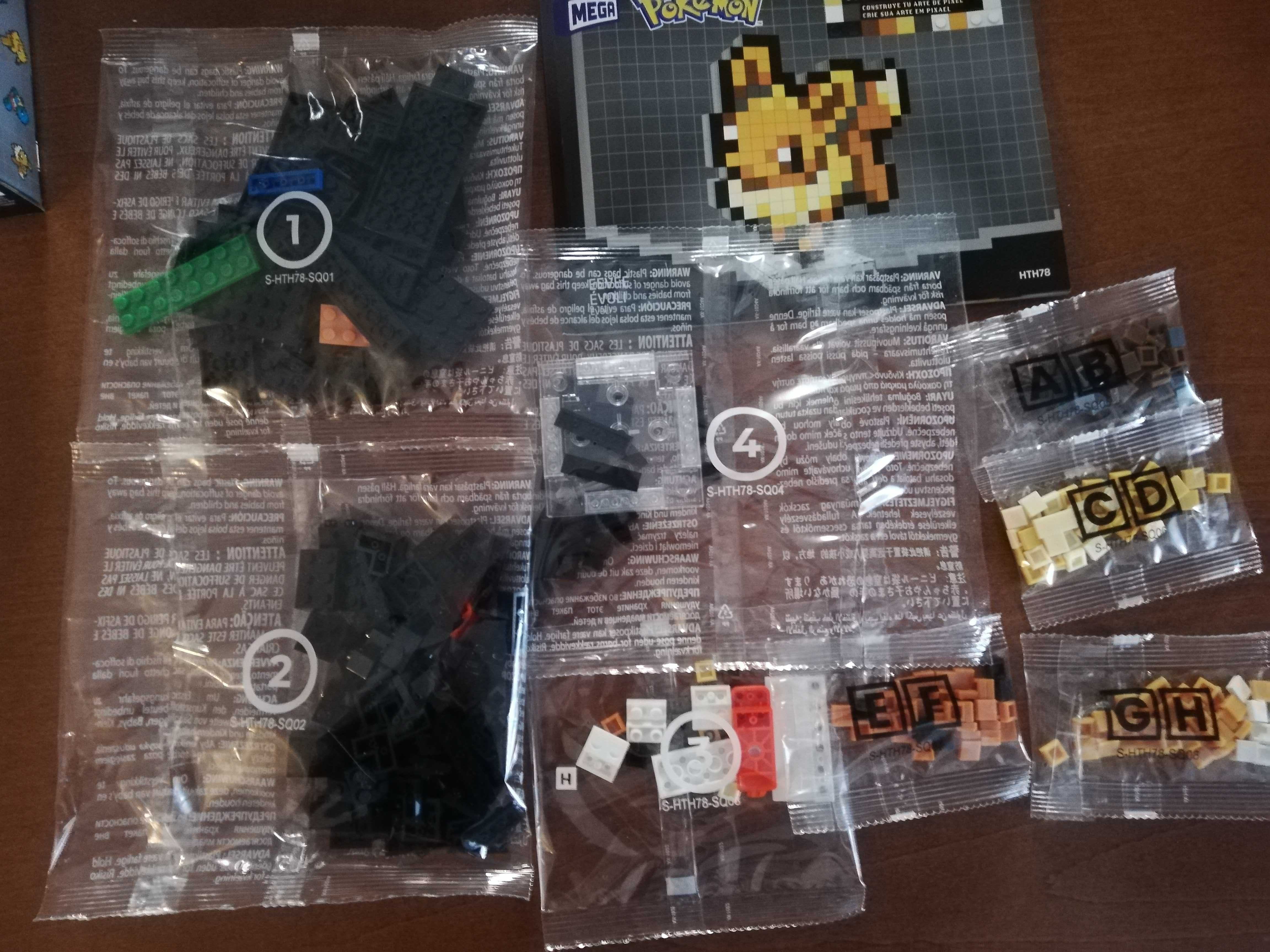 Klocki Mega Pokemon Eevee Pixel art
