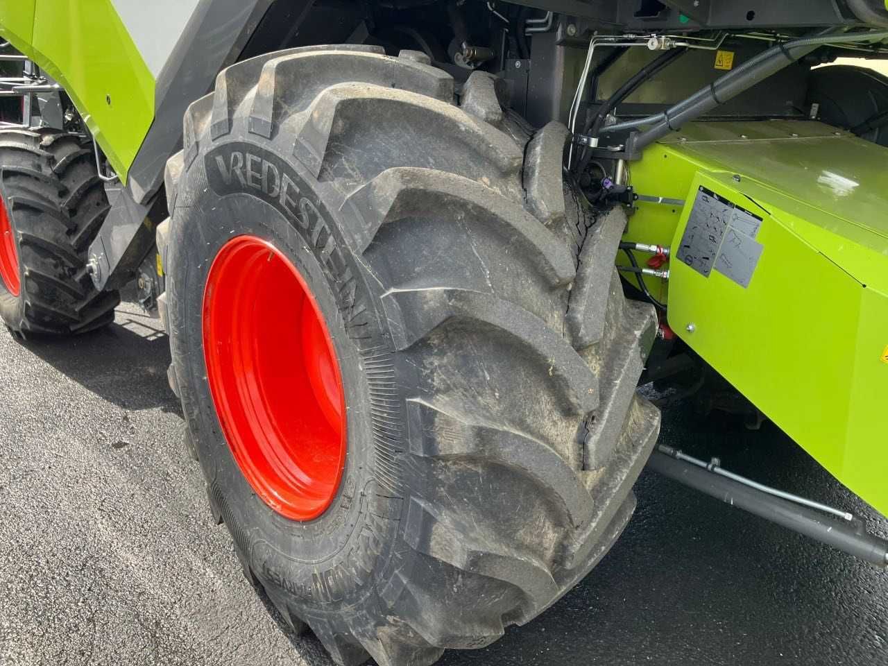 Комбайн Claas Trion 750 2023