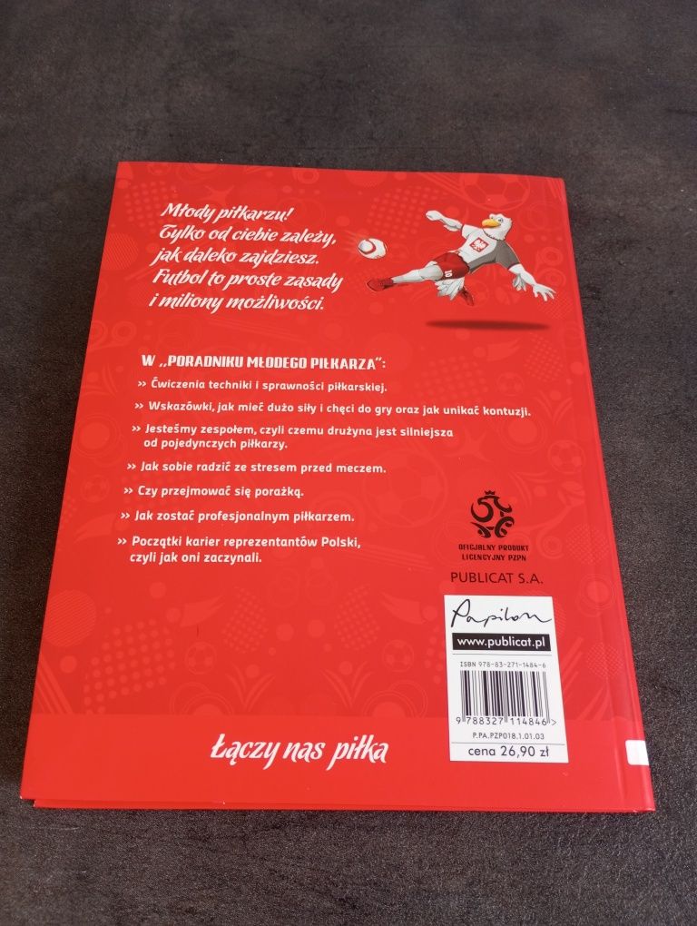 Książeczki dla młodego piłkarza cena za komplet