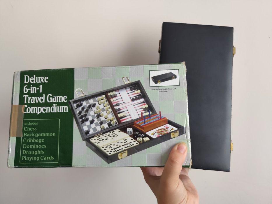 Дорожній ігровий набір Deluxe 6-in-1 Travel Game Compendium
