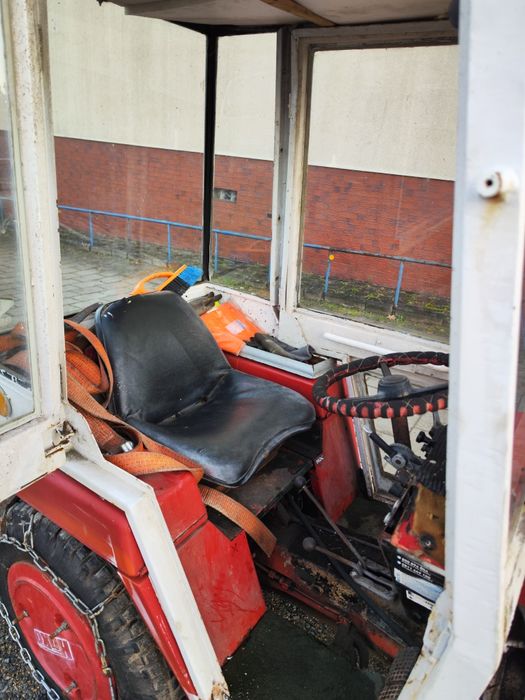 Mini Traktor HAKOTRACK plug odśnieżanie / transport