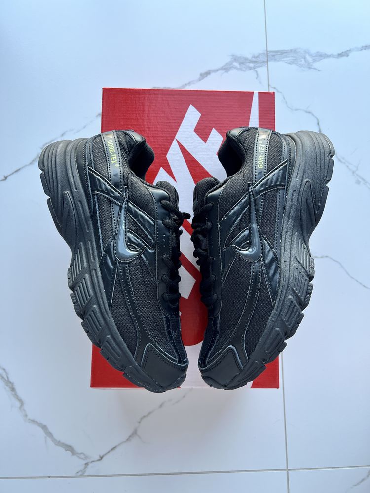 Nike Initiator Triple Black GORE-TEX (40-45р)