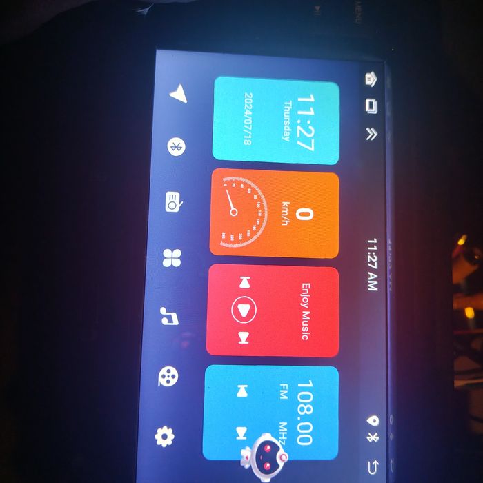 Radio car multimedia player  GPS , kamera  pamięć 1/32gb