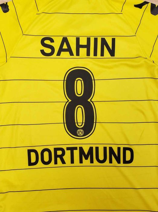 Вінтажна футбольна форма Borussia Dortmund 2010-2011 років Sahin №8