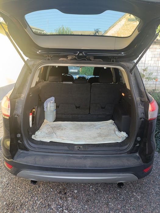 Ford escape 2013р 8500$