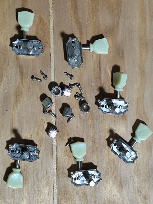 Genuíno Gibson Deluxe Tuners, Stoptail/Ponte TOM Nashville, eletrónica