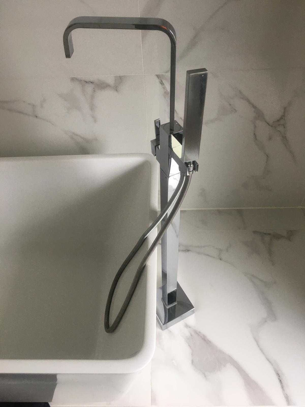 Bateria wannowa wolnostojąca podłogowa