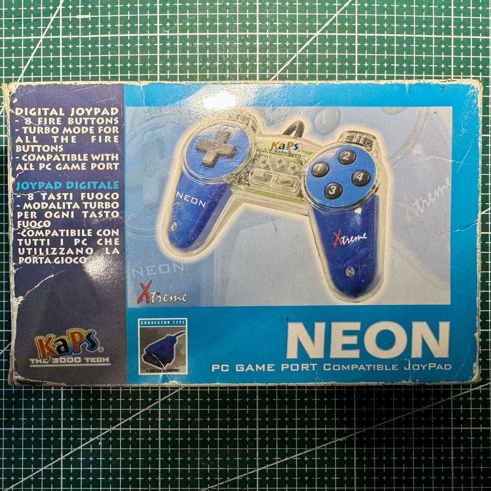 36. NEON PC Game Port Compatible JoyPad Pad Xtreme D-SUB 15pin 15 pin