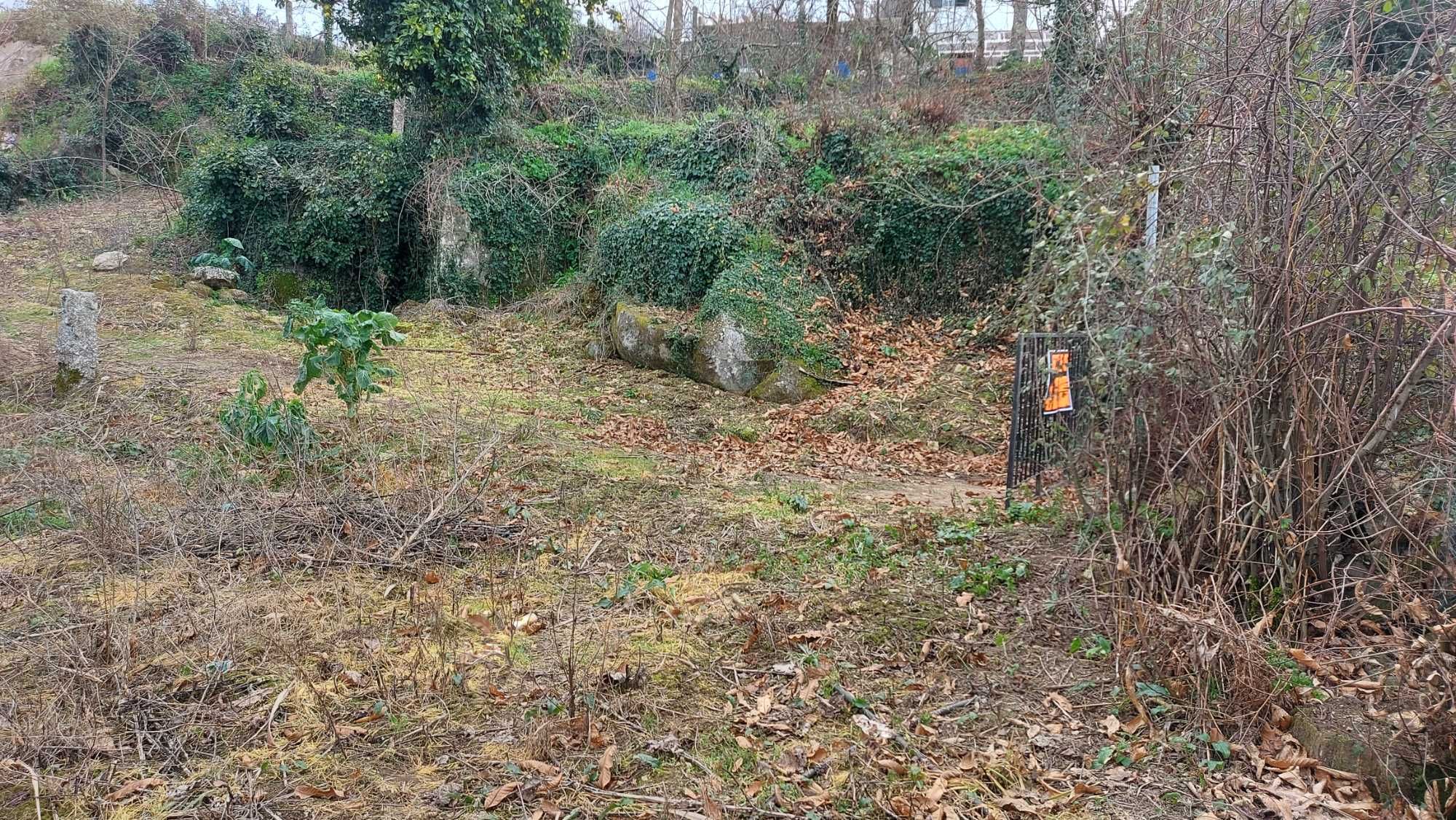 Terreno para construcao com agua propria