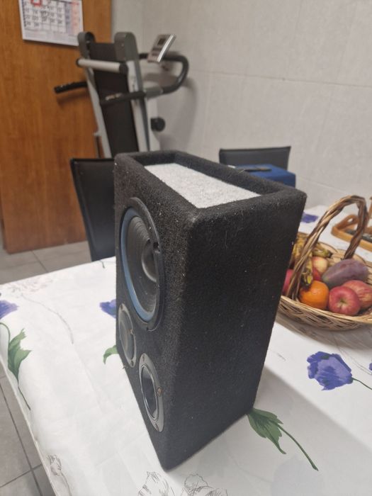colunas aparelhagem azul  preta