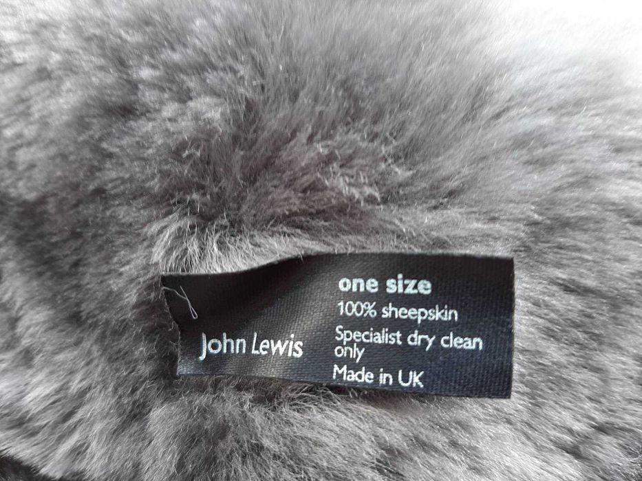 Шапка тепла,  з натуральної овчини , хутряна . Шапка JOHN LEWIS.