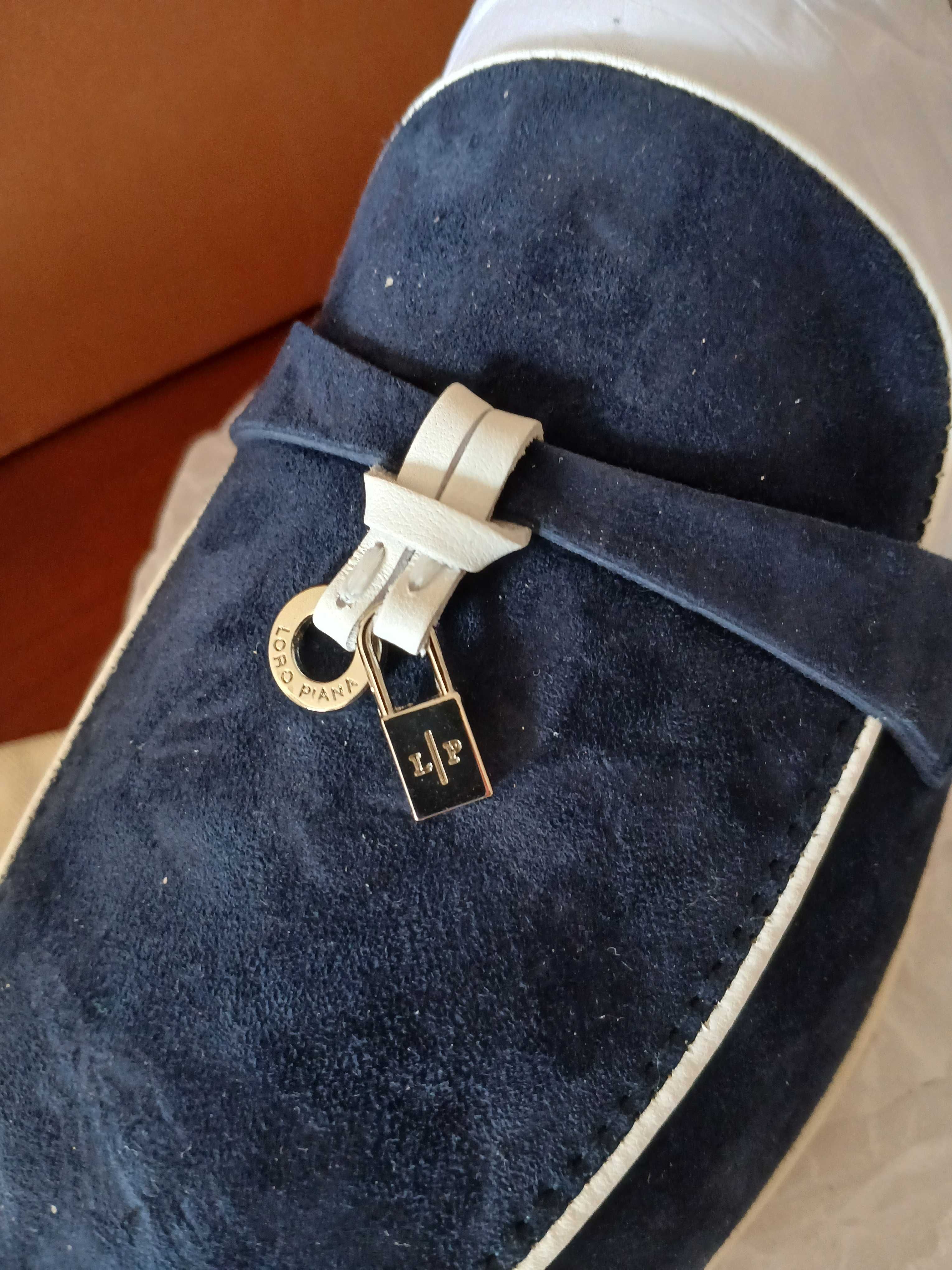 Loro Piana Mules