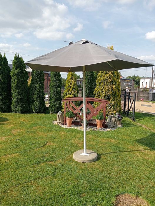 Parasol ogrodowy