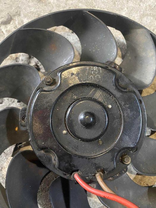 Вентилятор радиатора Фольксваген Т-4 1,9ТД 2,4Д 2,5ТДІ