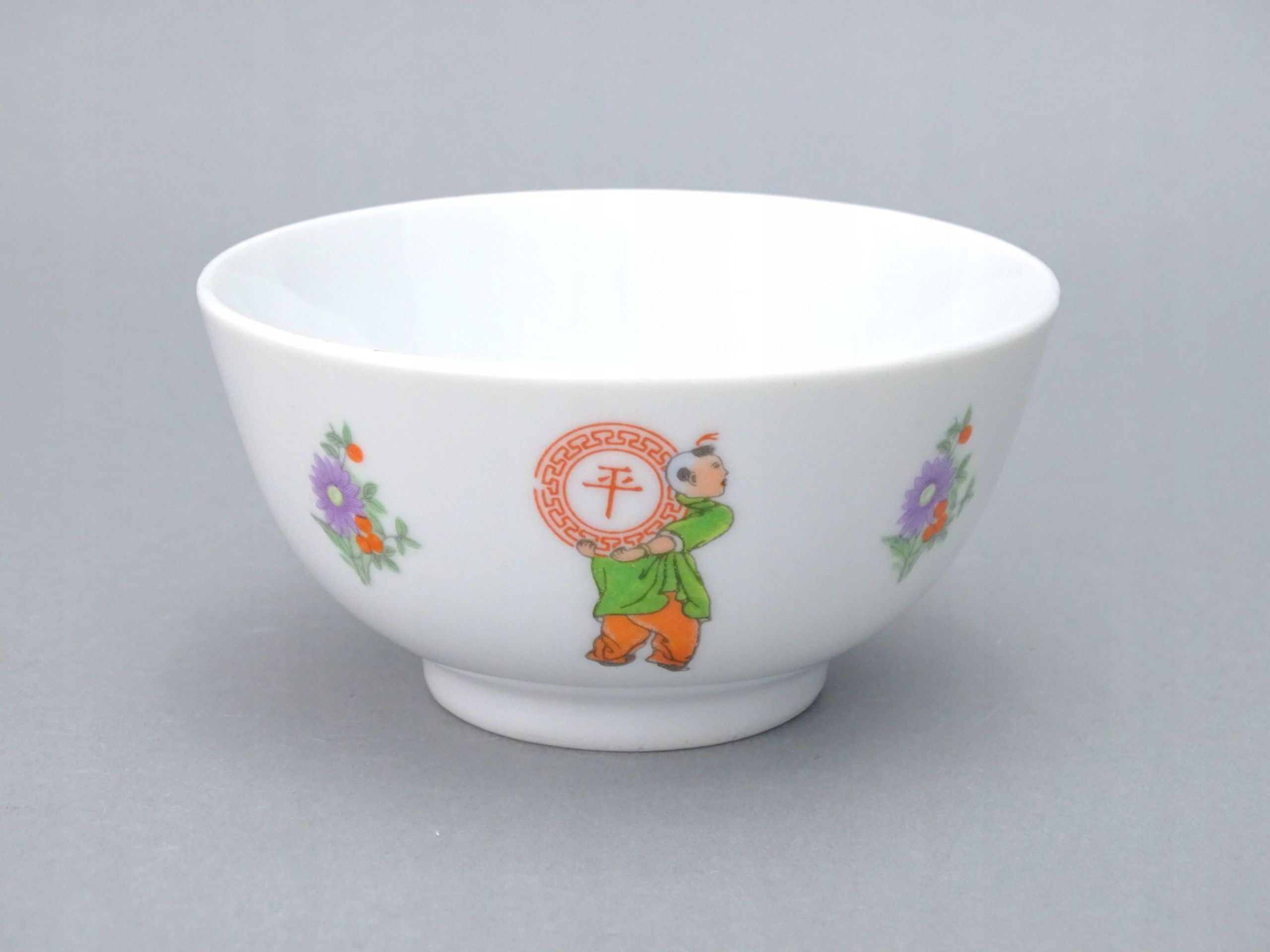 stara chińska miseczka porcelanowa