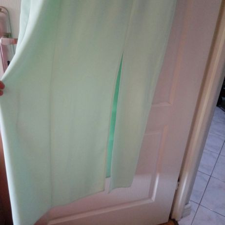 Długa miętowa sukienka z rozcięciem r. 46 komunia wesele chrzest