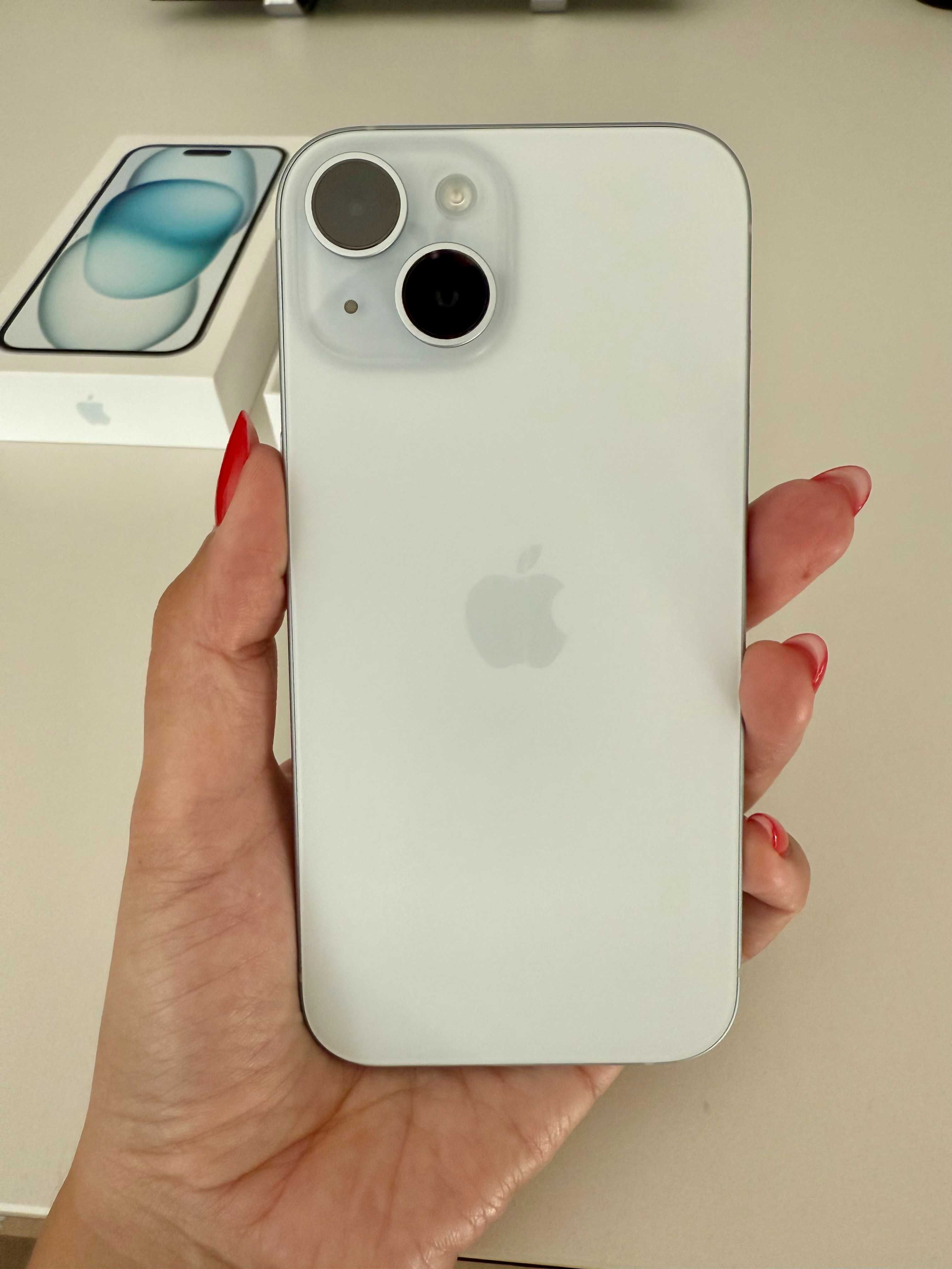 iPhone 15 | 256GB | Azul (como novo) c/ OFERTA de capas