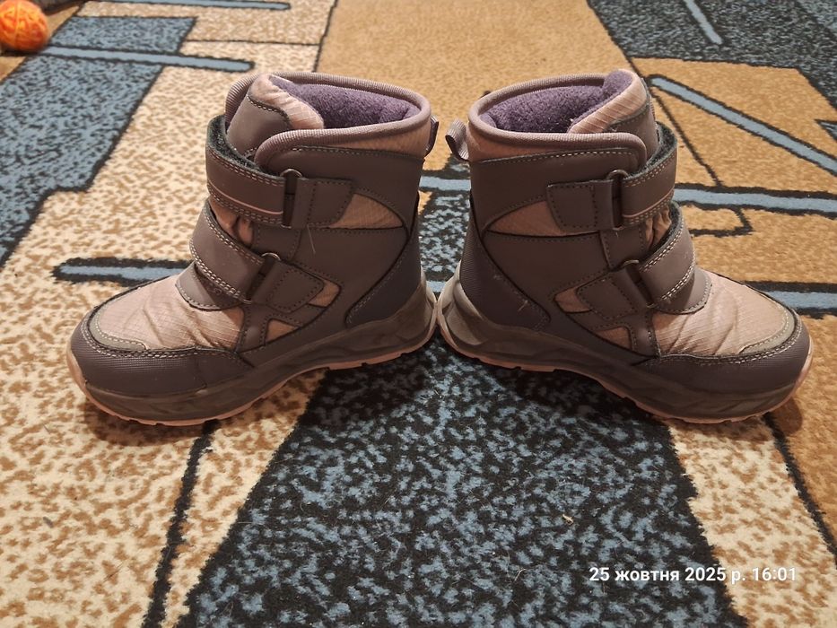 Зимові чобітки для дівчинки
