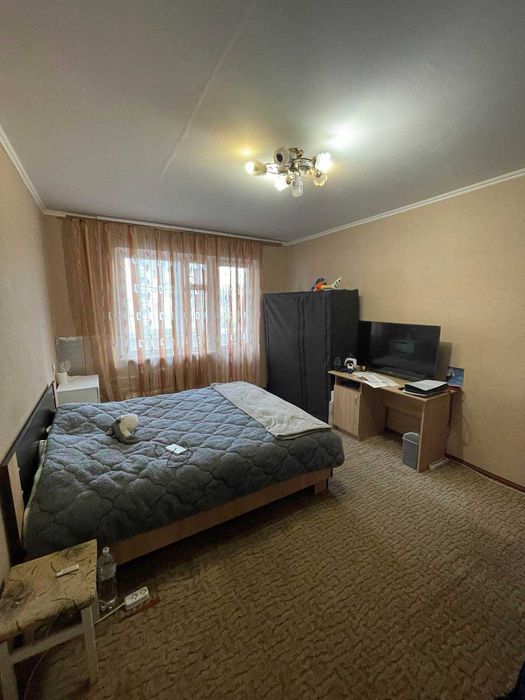 41451 терміновий продаж 2 кімнатної квартири р-н Південно Західний