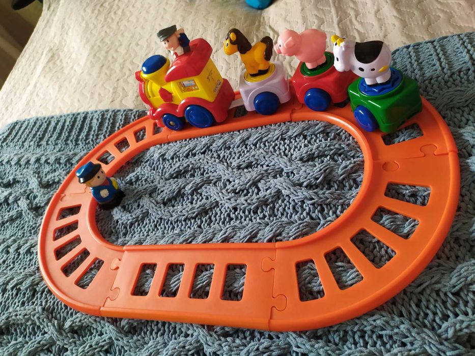 Pociąg ze zwierzątkami interaktywny gra, uczy kształtów Mikołaj
