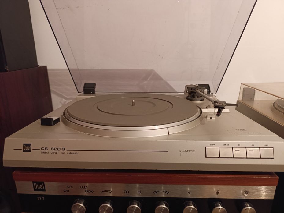 Gramofon Dual CS 620Q