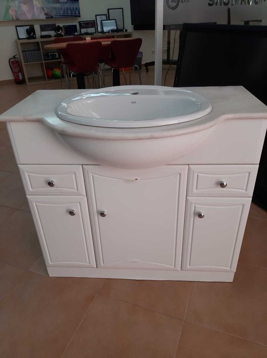 Móvel casa banho com lavatório